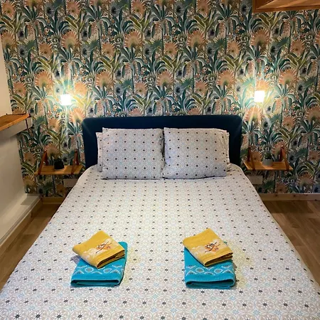 Peniche Le Pescalune - D'hotes 阿爾勒